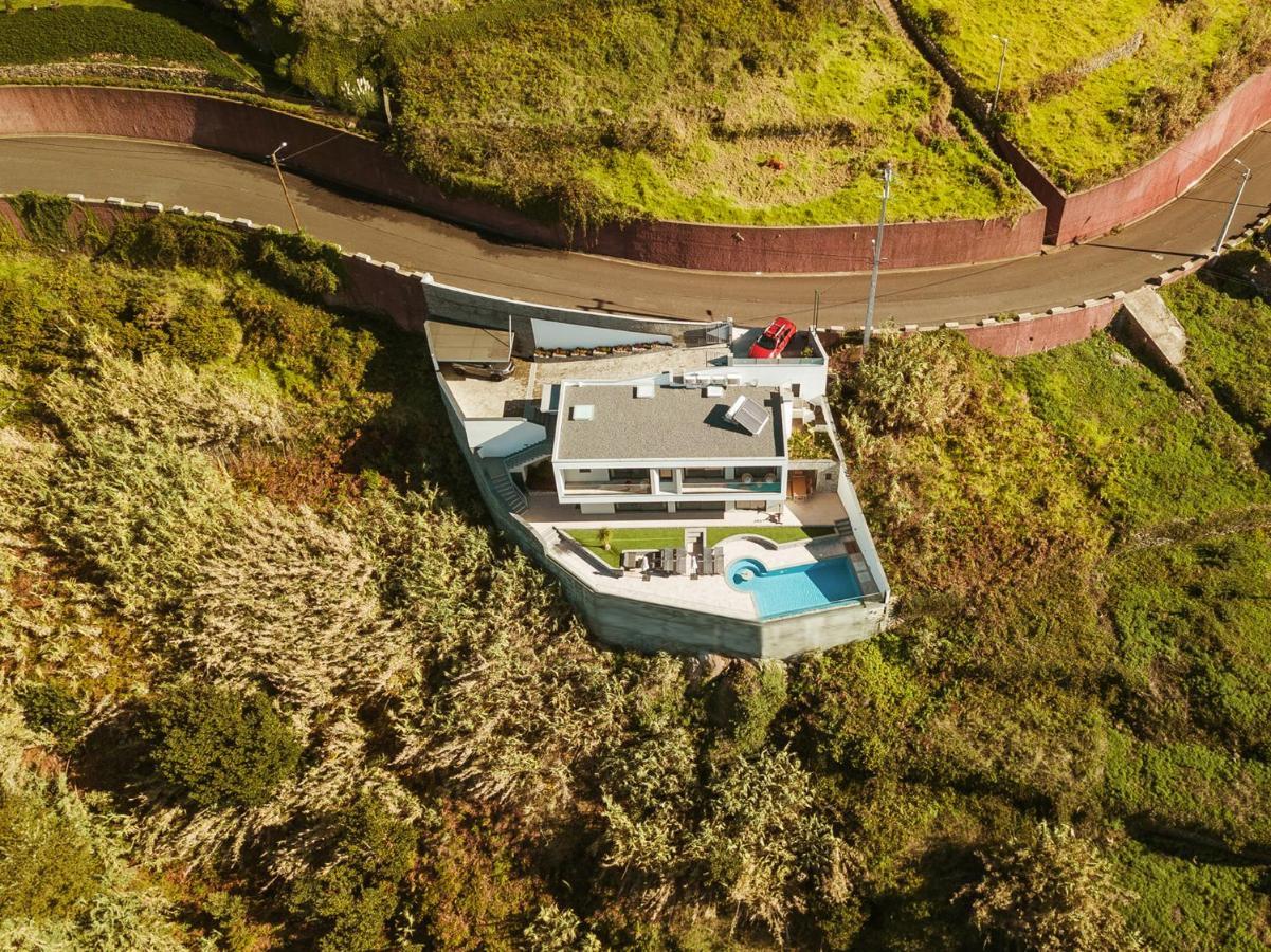 The Cliffhouse By Lovelystay Fajã da Ovelha المظهر الخارجي الصورة